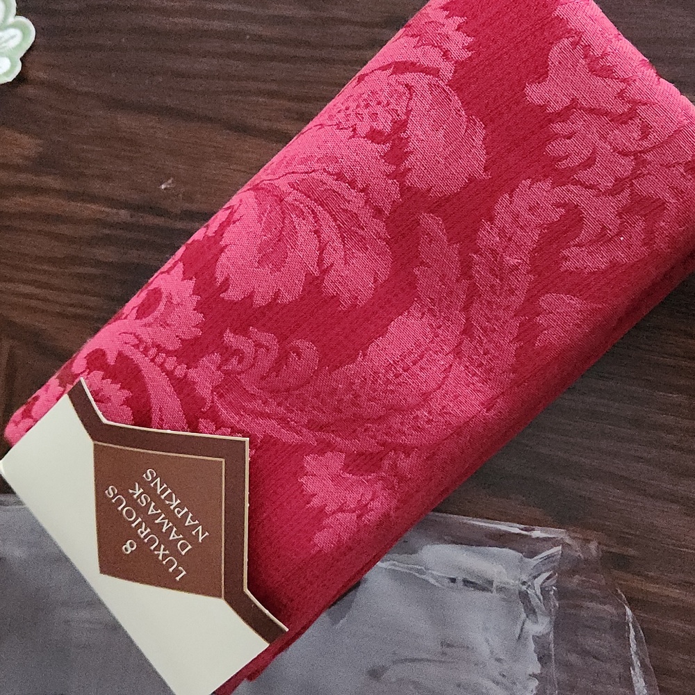Damask Luxurious Napkins, set of 8